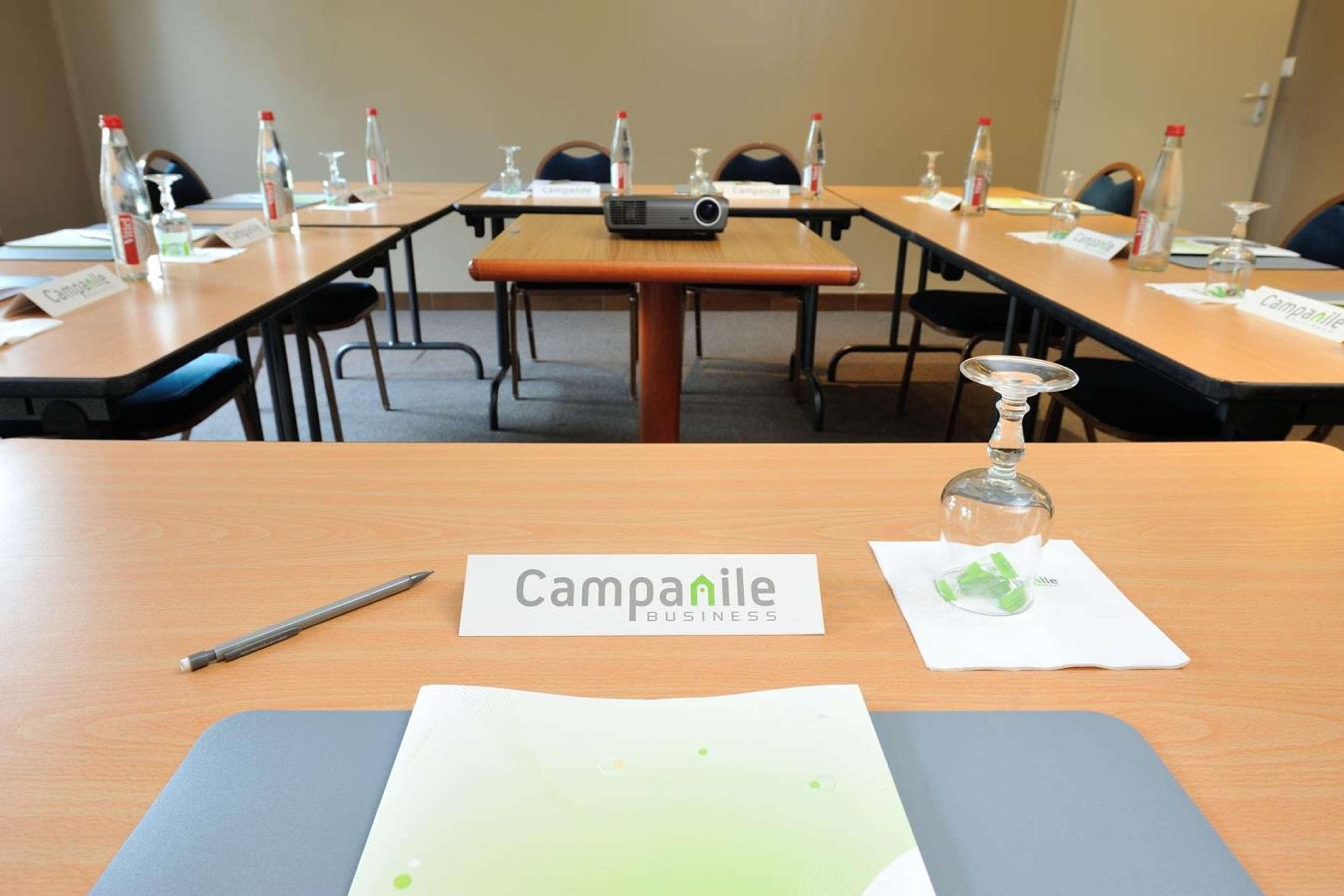 Hotel Campanile Grenoble Sud - Seyssinet Zewnętrze zdjęcie
