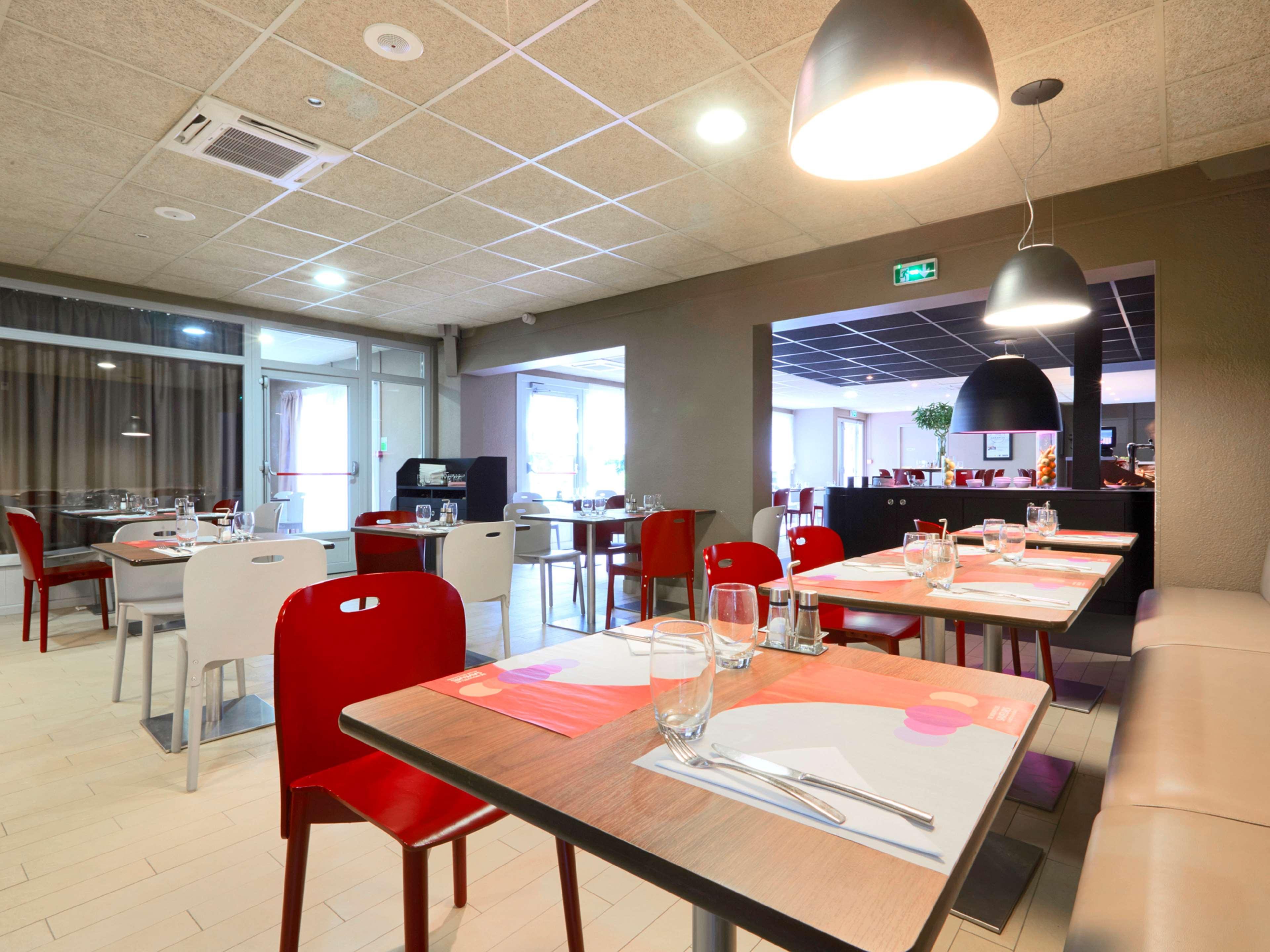 Hotel Campanile Grenoble Sud - Seyssinet Zewnętrze zdjęcie