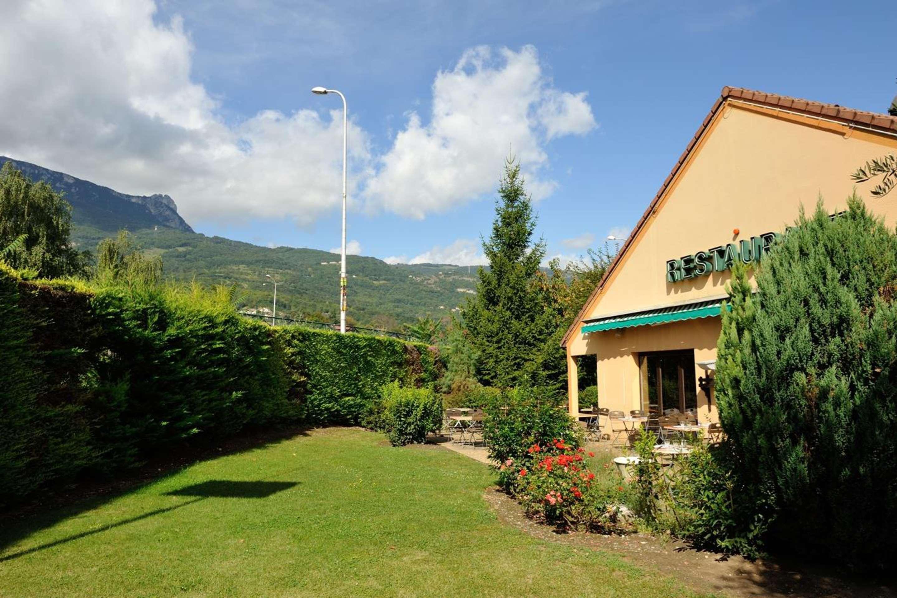Hotel Campanile Grenoble Sud - Seyssinet Zewnętrze zdjęcie